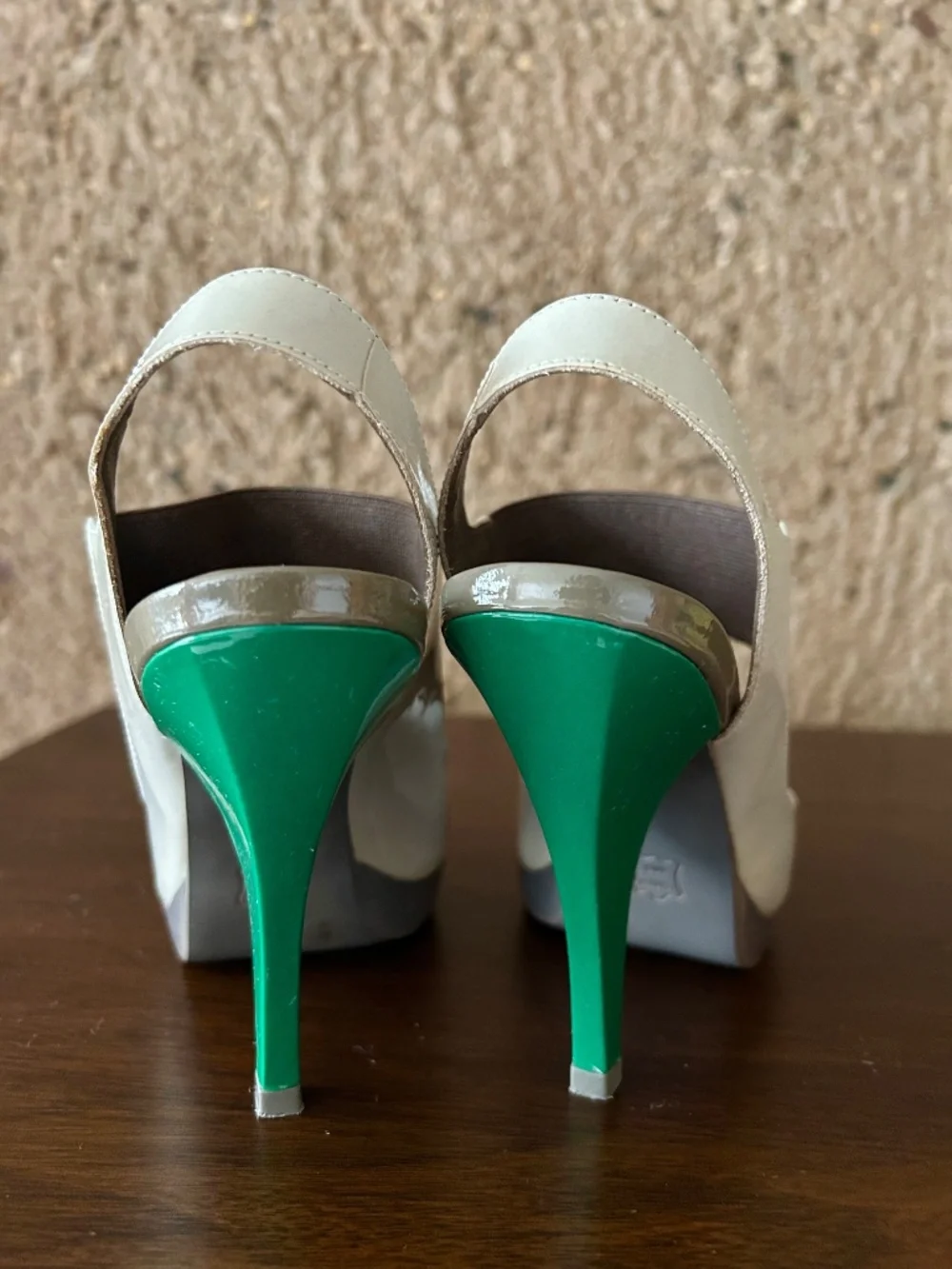 BCBGMAXAZRIA Colorblock Patent Leather High Heel Sandals Size 6